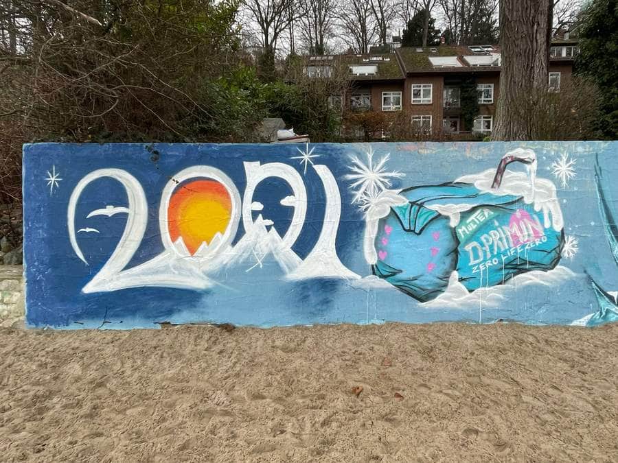 "Winter Wall: Loni & Ain" by Ain in Hamburg
