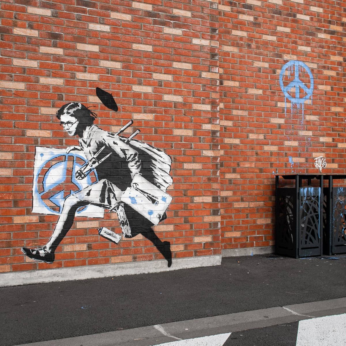 "Girl running with a wet stencil" by Falco in Justice, Roubaix